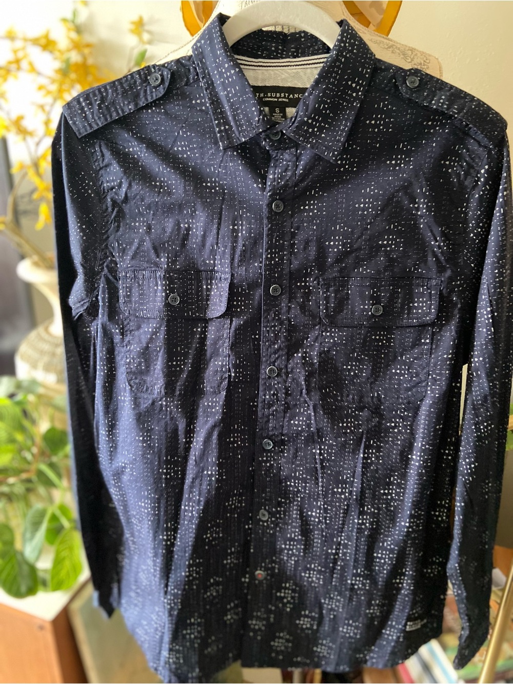 Truth substance Men's Navy and white Print Long-Sleeve Button-Up Shirt, small